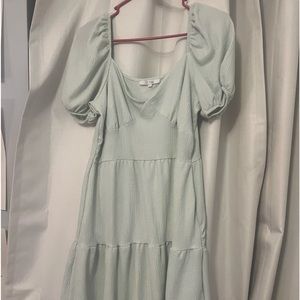 Francesca’s light green dress